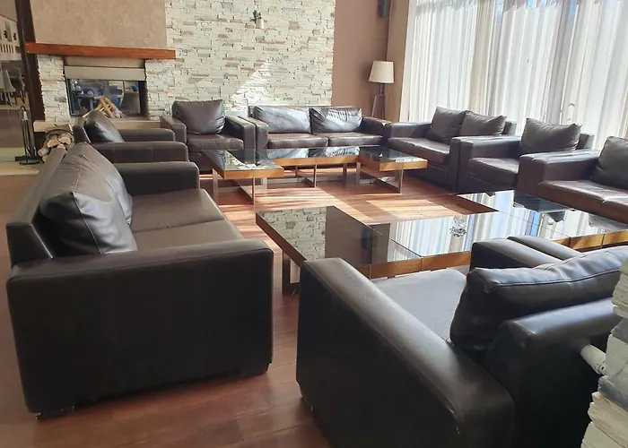 Azax In Terra Complex *