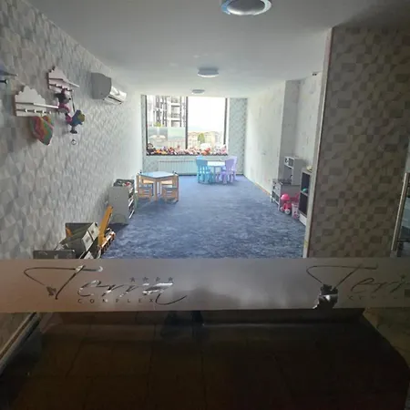 Azax In Terra Complex *